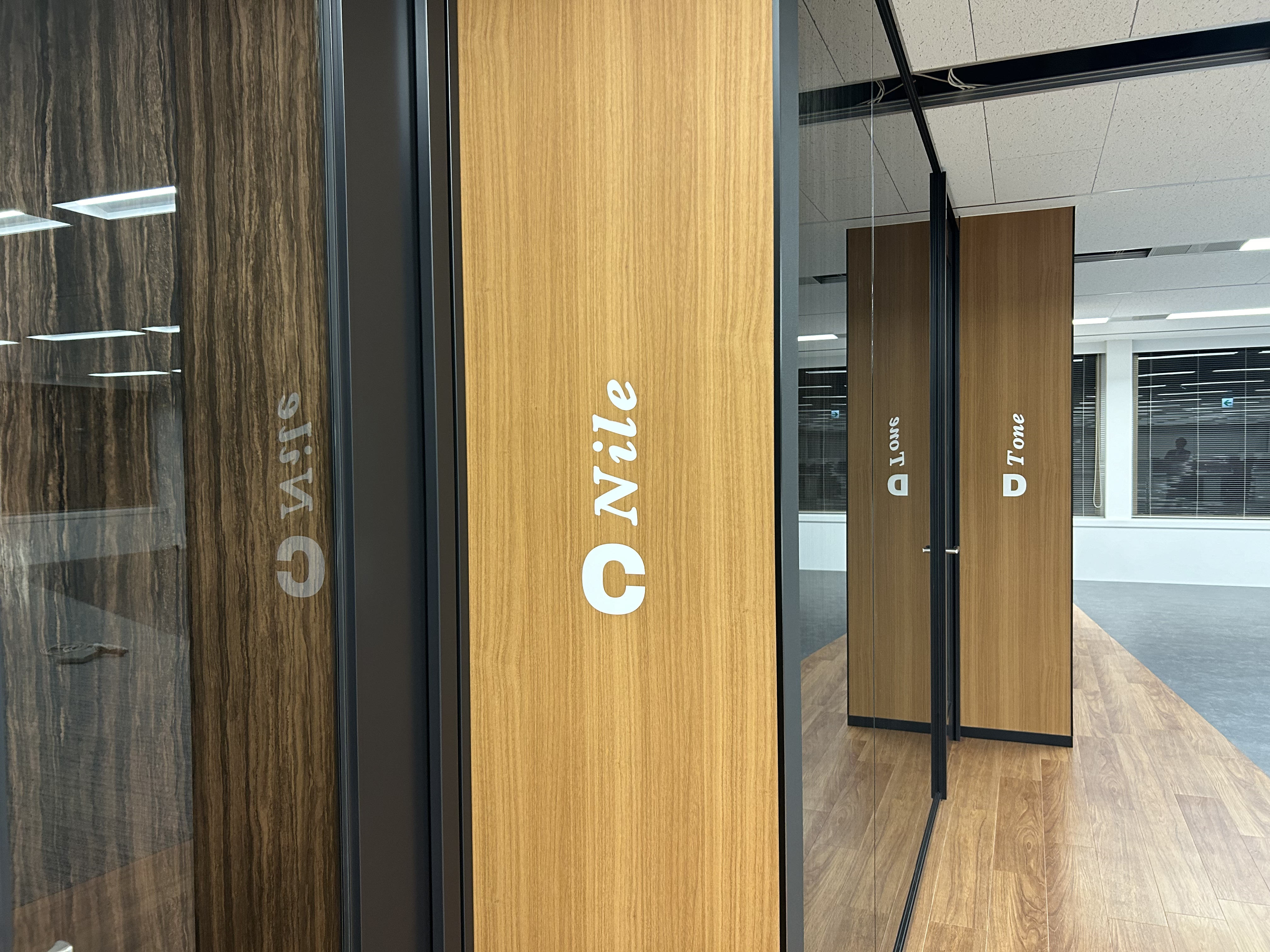 office_eucalia